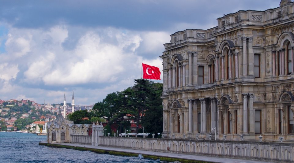 Ottoman Beylerbeyi Palace & Two Continents Tour | Istanbul Bosphorus Experience
