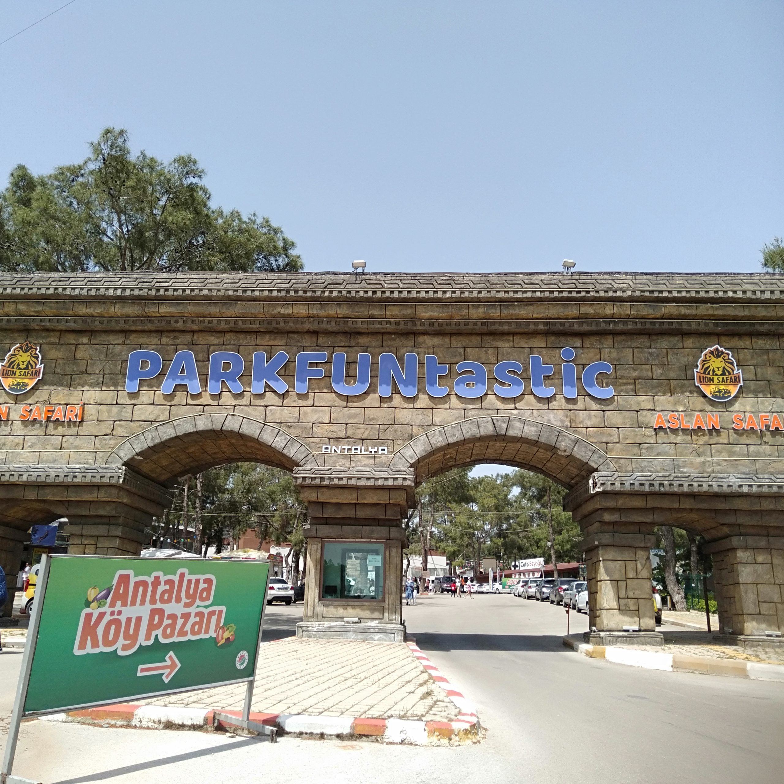  house of lion in park fantastic