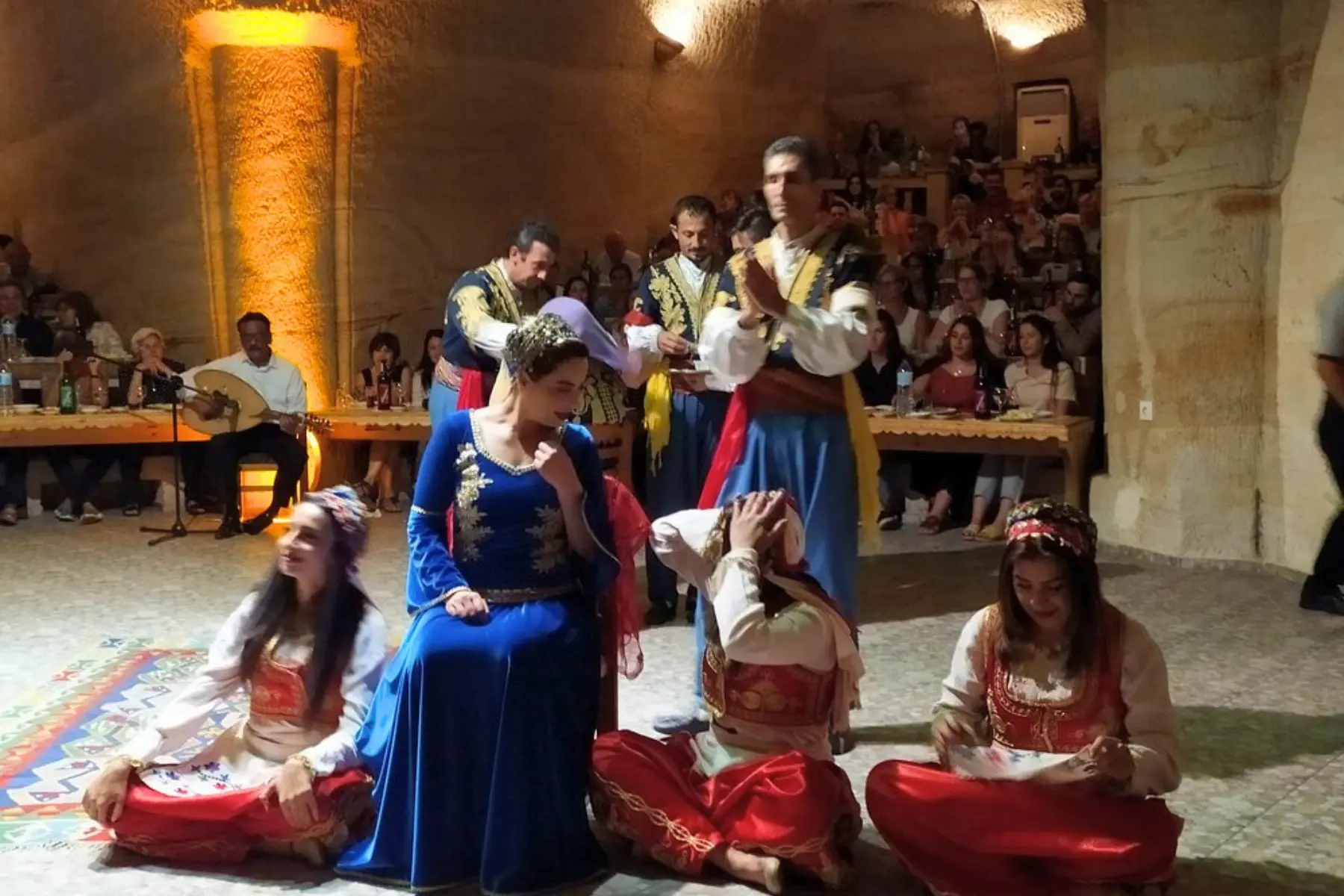  Zeybek Dance, Kafkas Dance, Halay Dance 