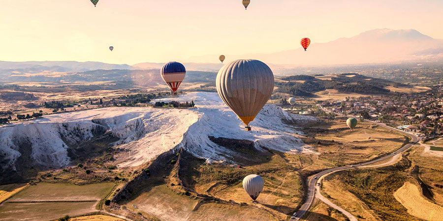 Pamukkale Tour from Kuşadası – A Full Day Trip to Nature & History