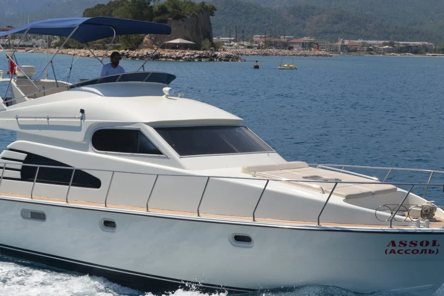 Private yacht tour Konyaaltı | Exclusive Sea Escape
